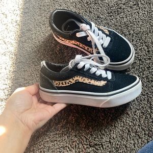 Black cheetah vans 11 T